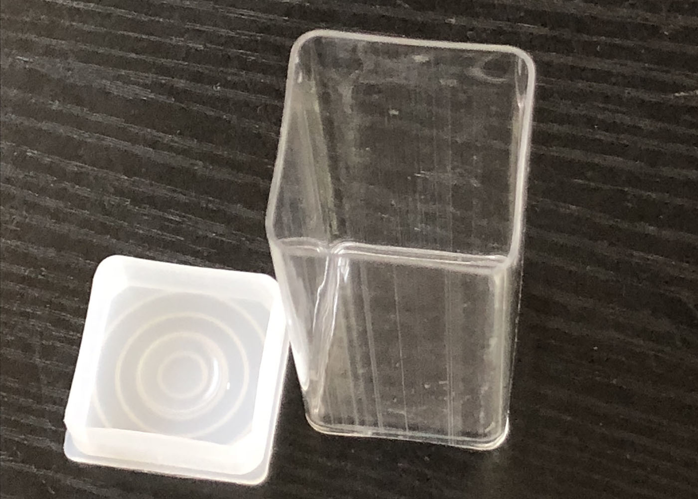 Factory plastic clear square tube with lids transparent packaging tube